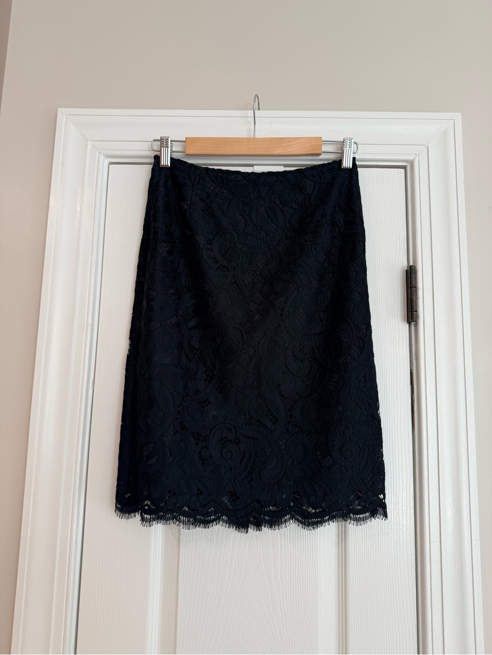 Lilly Pulitzer About Face Lace Hyacinth Straight Pencil Skirt Size 4 NWOT